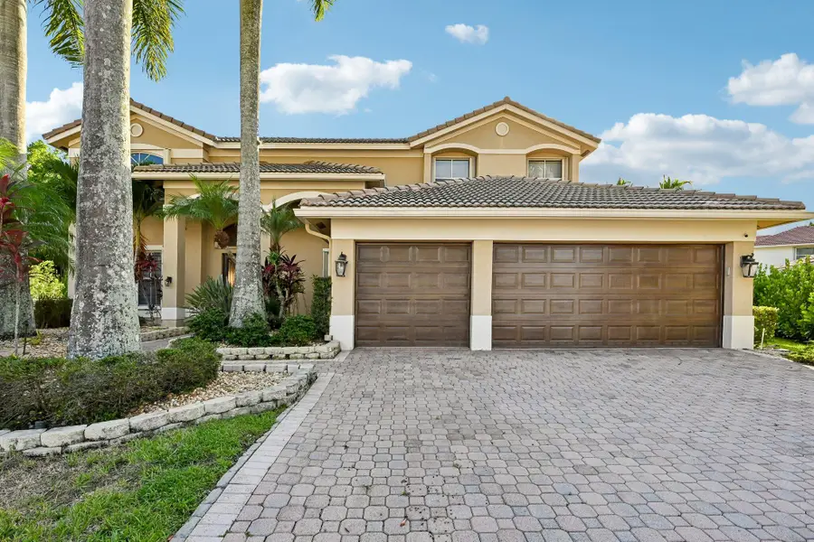 1664 Victoria Pointe Lane, Weston, FL 33327 - #2