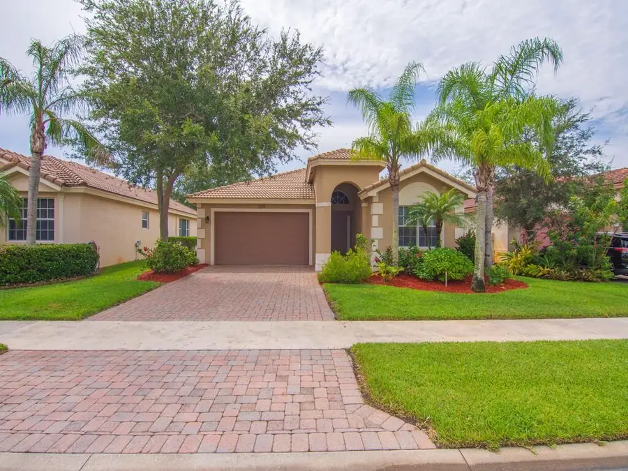 2287 SW Newport Isles Boulevard, Port Saint Lucie, FL 34953 - #2