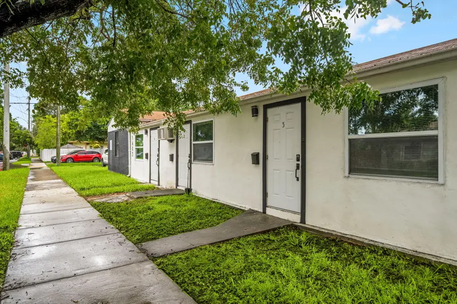 1602 S 17th Avenue #1-3, Hollywood, FL 33020 - #2