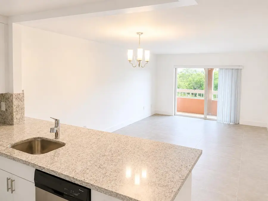 7915 Camino Real #Apt N416, Miami, FL 33143 - #2