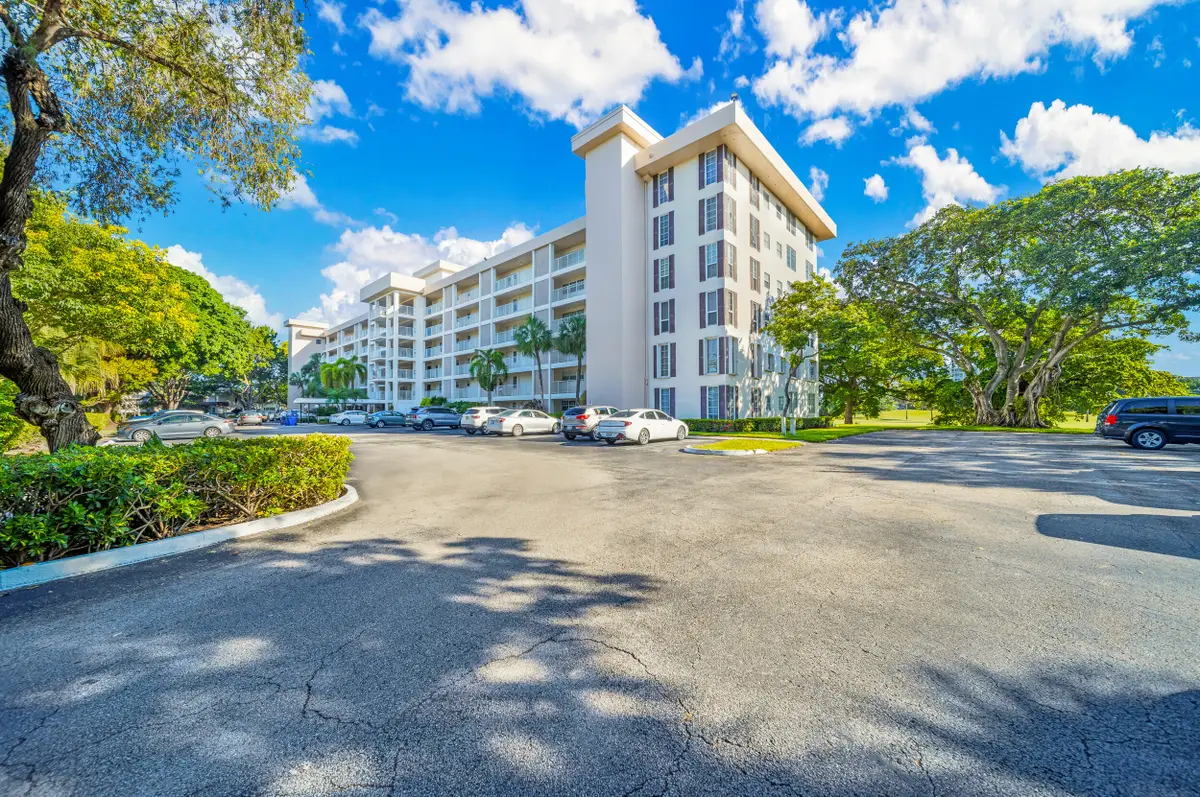 2901 S Palm Aire Drive #609, Pompano Beach, FL 33069 - #1