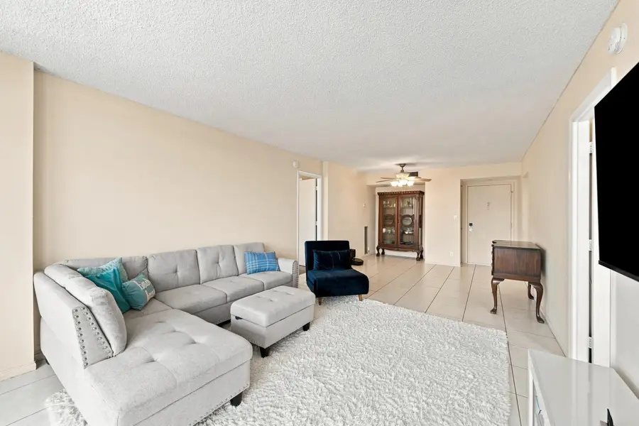 531 N Ocean Boulevard #505, Pompano Beach, FL 33062 - #3