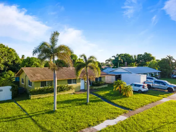 4786 Pine Cone Lane, West Palm Beach, FL 33417