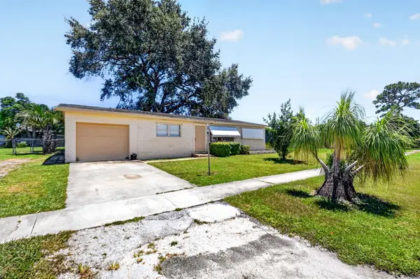 1572 Woodland Avenue, West Palm Beach, FL 33415