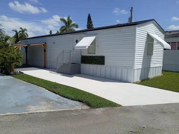 8517 SW 17th Court, Davie, FL 33324