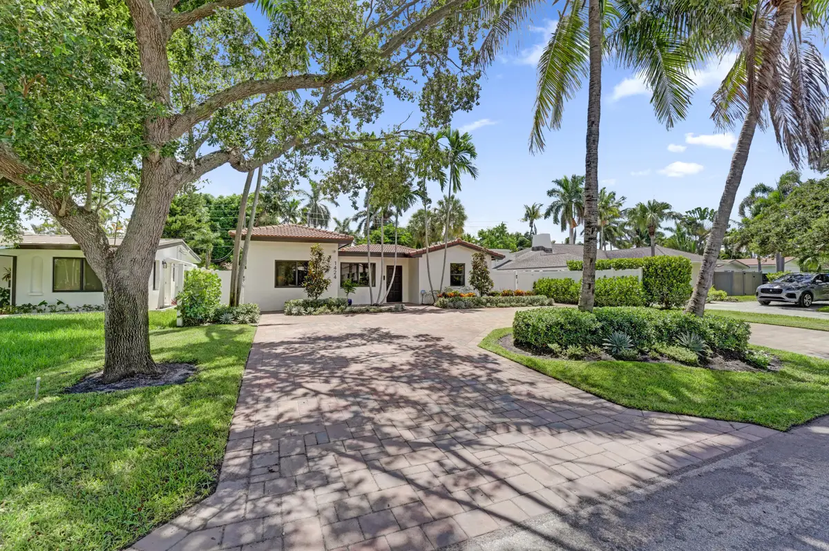 1424 NE 16th Avenue, Fort Lauderdale, FL 33304 - #1