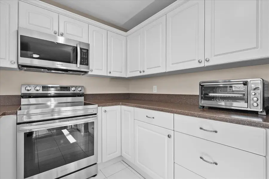 3323 Lucerne Park Drive, Greenacres, FL 33467 - #3