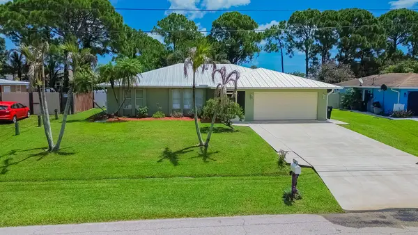 1967 SW Burlington Street, Port St Lucie, FL 34984