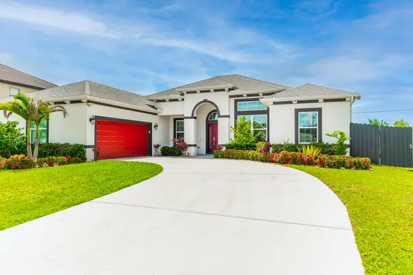 1717 SW Catalonia Street, Port St Lucie, FL 34987