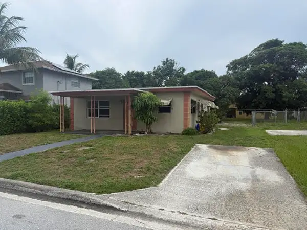 120 NE 12th Avenue, Boynton Beach, FL 33435
