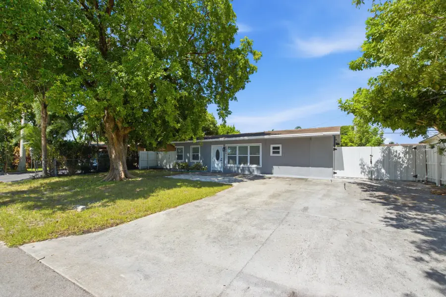 2801 NE 8th Terrace, Pompano Beach, FL 33064 - #3