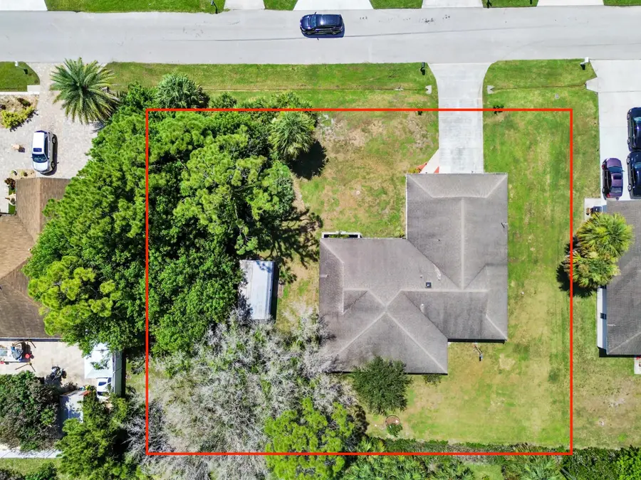 2525 SW Grotto Circle, Port Saint Lucie, FL 34953 - #2