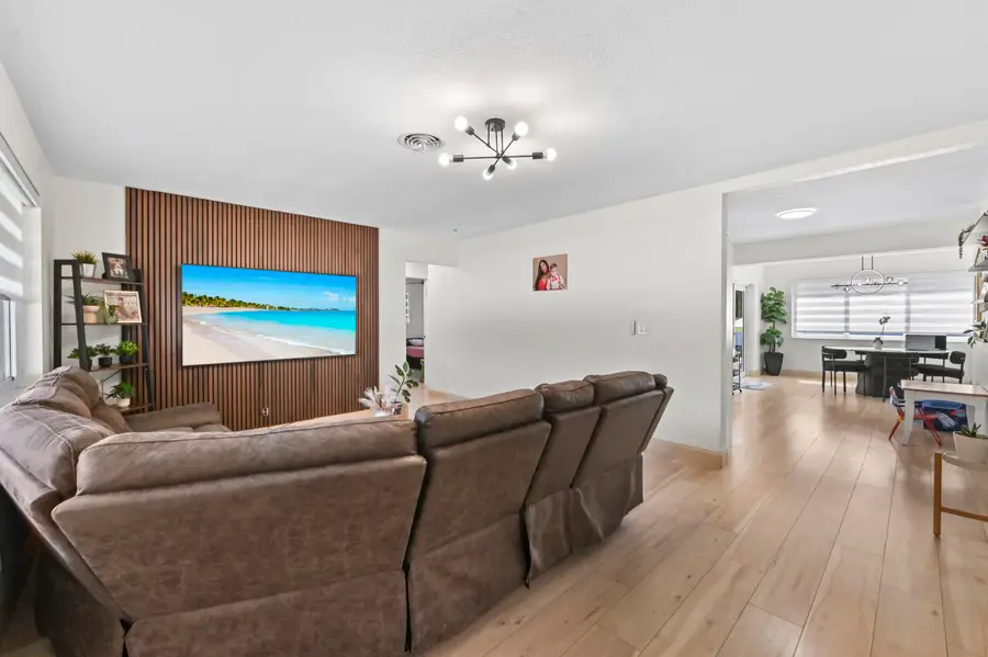1100 N 57th Terrace, Hollywood, FL 33021 - #3