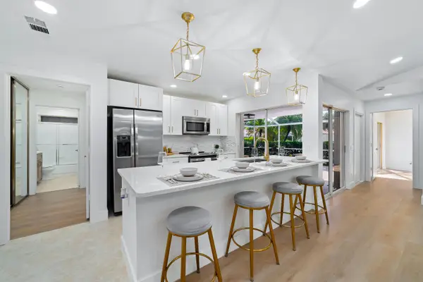 2301 Pin Oak Court, Palm Beach Gardens, FL 33410