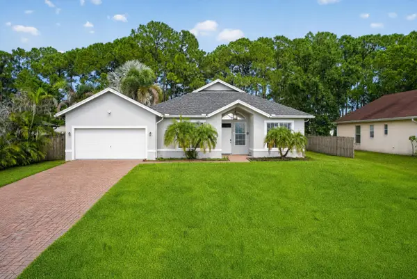 4059 SW Kamsler Street, Port St Lucie, FL 34953