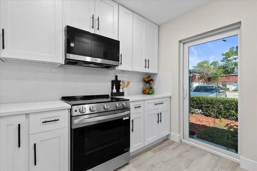 742 Nantucket Circle, Lake Worth, FL 33467 - #3