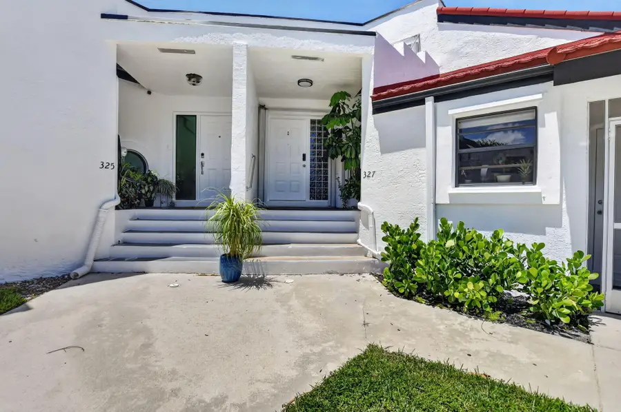 327 NW 36th Avenue, Deerfield Beach, FL 33442 - #2