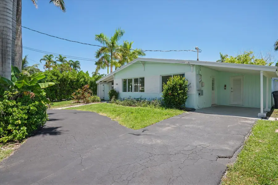 1158 Grant Street, Hollywood, FL 33019 - #2