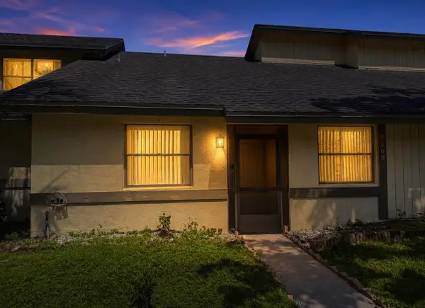 9260 Ketay Circle, Boca Raton, FL 33428