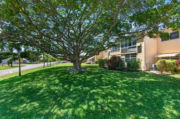 2101 NE 1st Court #204, Boynton Beach, FL 33435