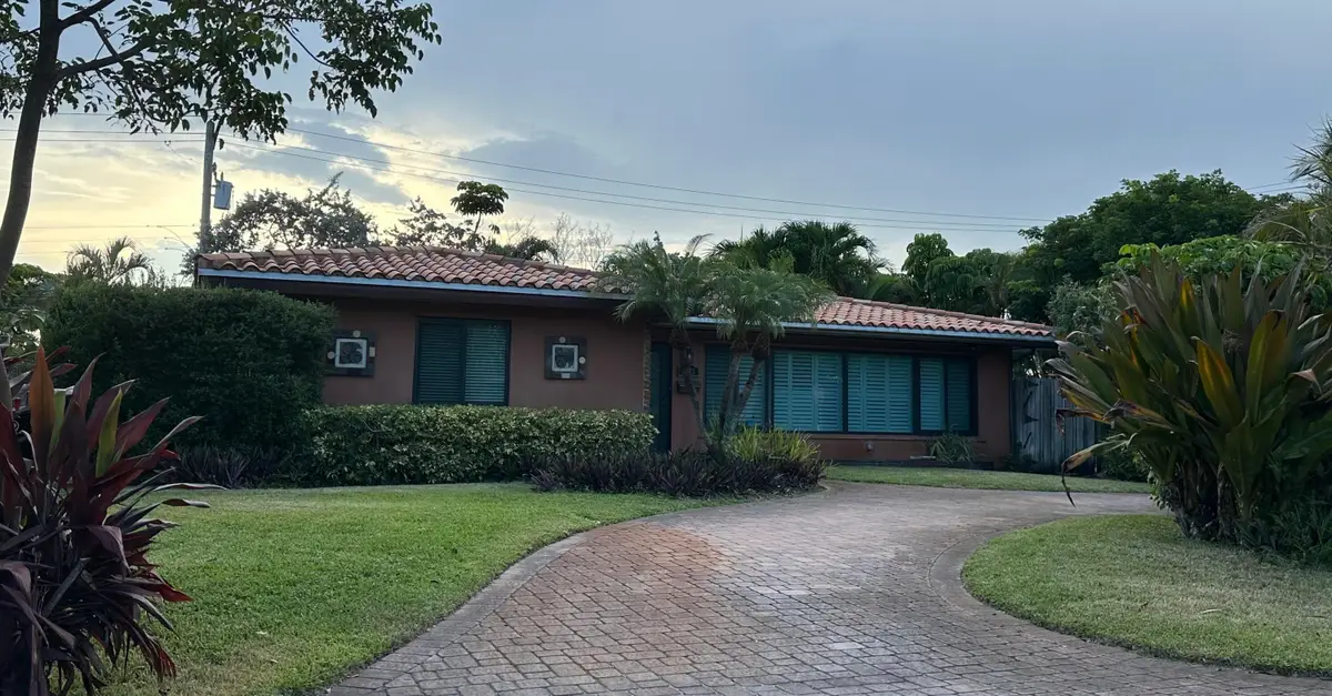 4621 NE 18th Terrace, Fort Lauderdale, FL 33308 - #1