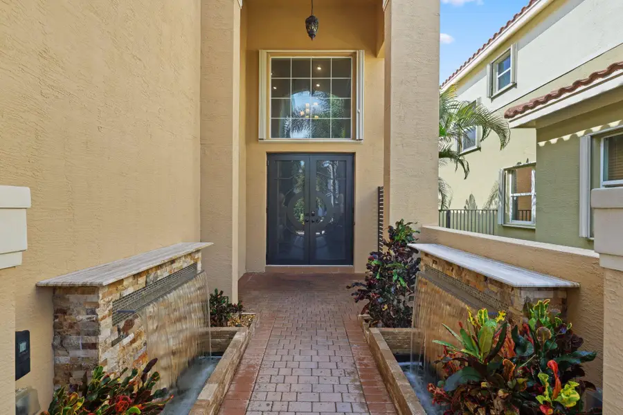 8160 Cantabria Falls Drive, Boynton Beach, FL 33473 - #3
