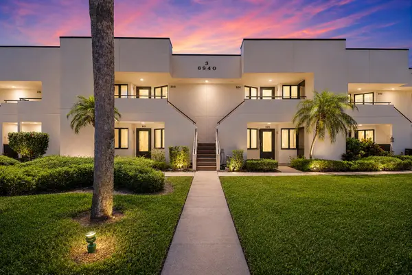 6940 SE Constitution Boulevard #203, Hobe Sound, FL 33455