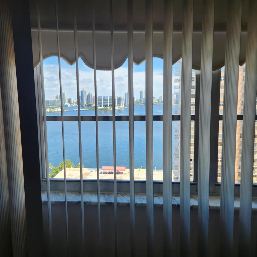 250 174th Street, Sunny Isles Beach, FL 33160 - #3