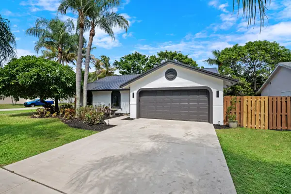7620 Texas Trail, Boca Raton, FL 33487