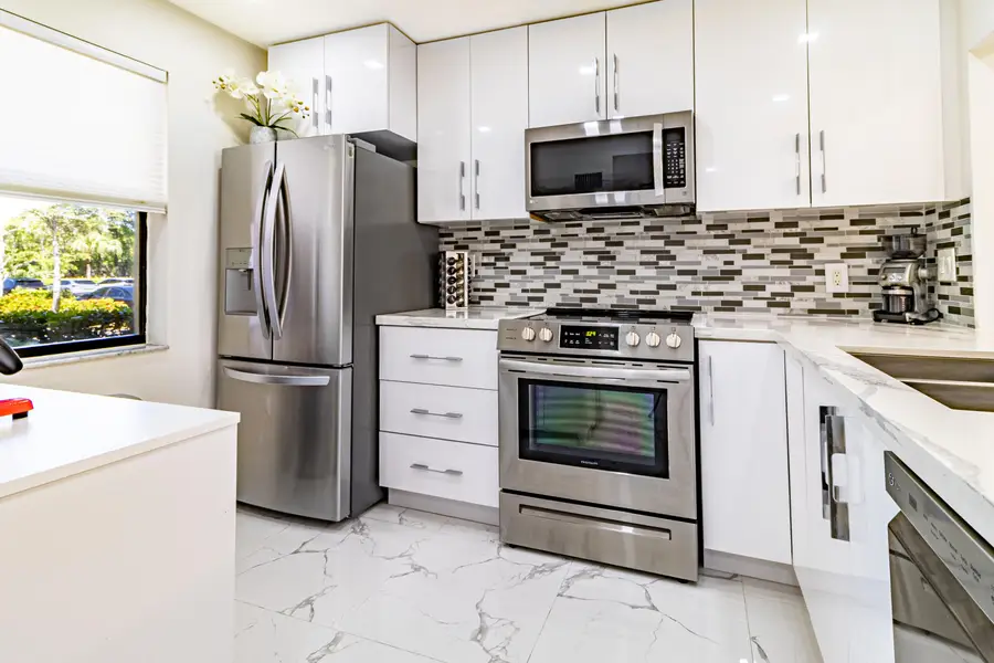 2941 N Nob Hill Road #112, Sunrise, FL 33322 - #3