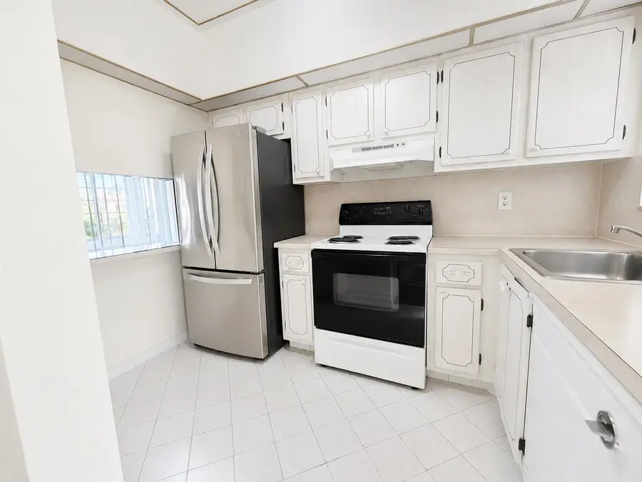 3051 Sunrise Lakes Drive E #203, Sunrise, FL 33322 - #3
