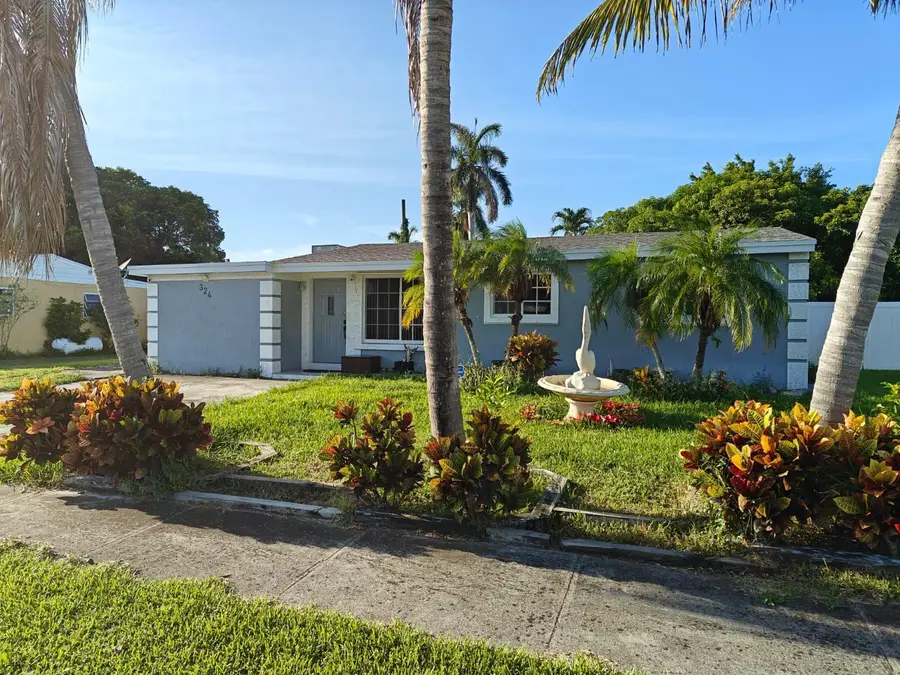 324 Mid Pines Road, Palm Springs, FL 33461 - #3