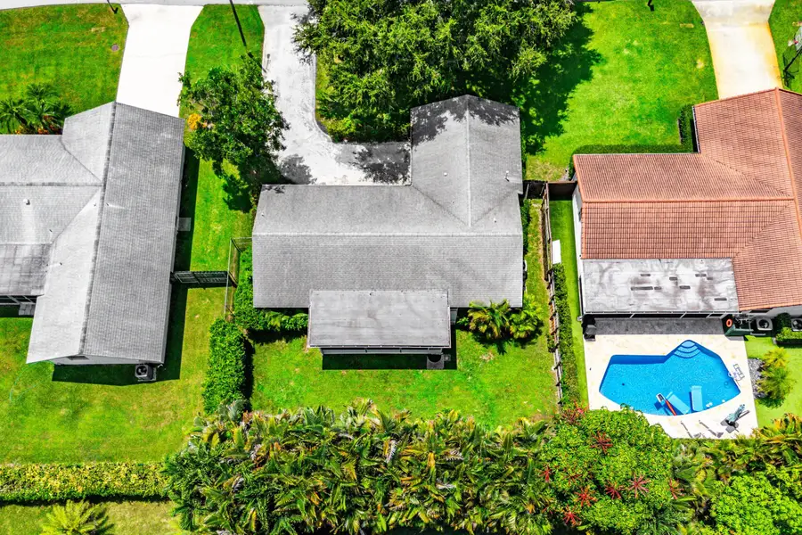 11592 Ficus Street, Palm Beach Gardens, FL 33410 - #2