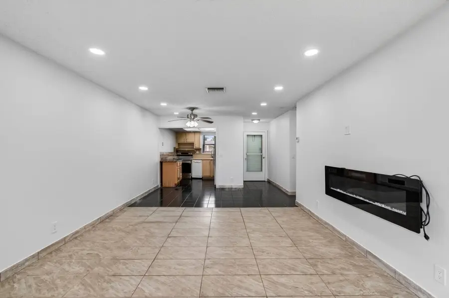 2522 Emory Dr Drive E #I, West Palm Beach, FL 33415 - #2