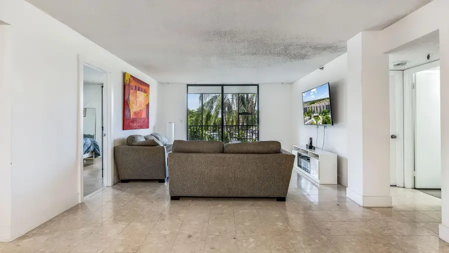900 NE 195th Street #217, Miami, FL 33179 - #2