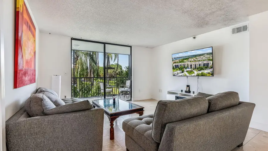 900 NE 195th Street #217, Miami, FL 33179 - #3