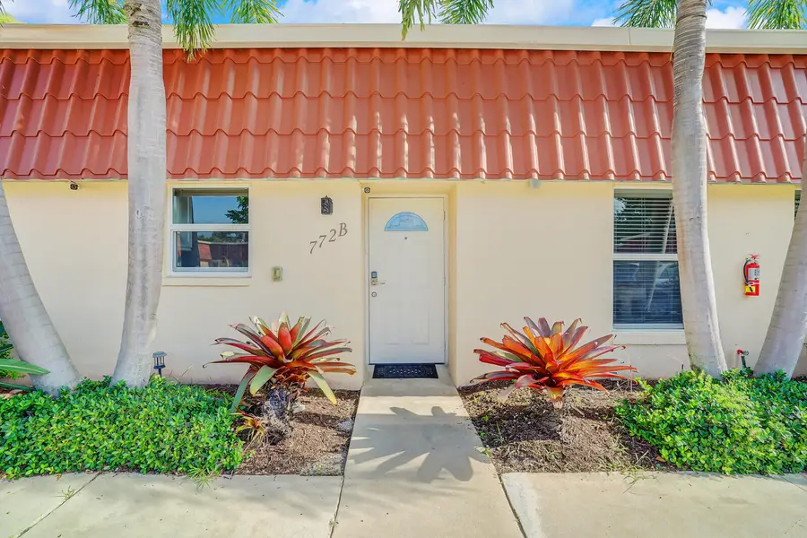 772 Nantucket Circle, Greenacres, FL 33467 - #2