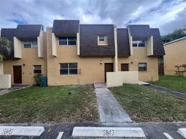 5847 Blueberry Court #85, Lauderhill, FL 33313