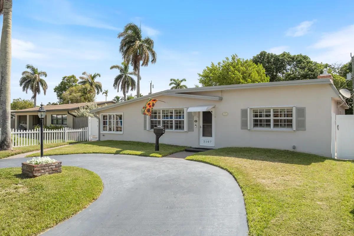 2107 N 15th Avenue, Hollywood, FL 33020 - #1