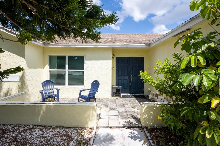 35 Cedar Circle, Boynton Beach, FL 33436 - #3