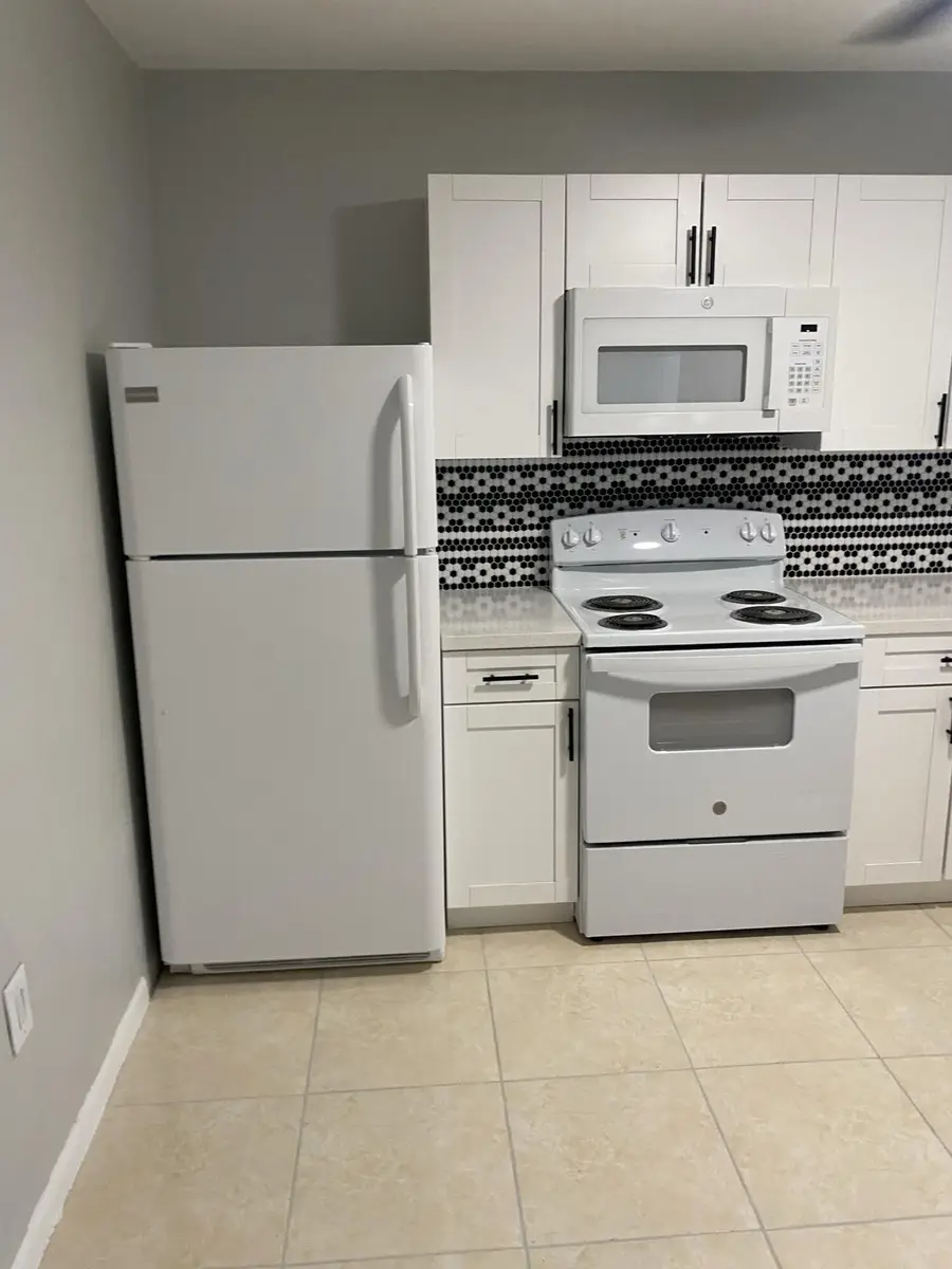 2105 Delaware Avenue, Fort Pierce, FL 34950 - #2