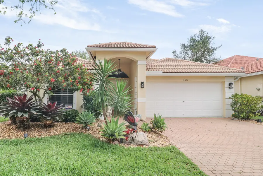 5671 S Fountains Drive S, Lake Worth, FL 33467 - #2
