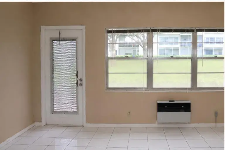 554 Mansfield N, Boca Raton, FL 33434 - #2