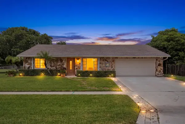 4778 Blue Pine Circle, Lake Worth, FL 33463