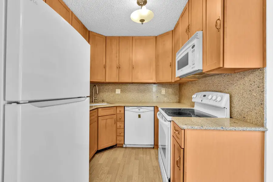 10701 W Clairmont Circle #109, Tamarac, FL 33321 - #3