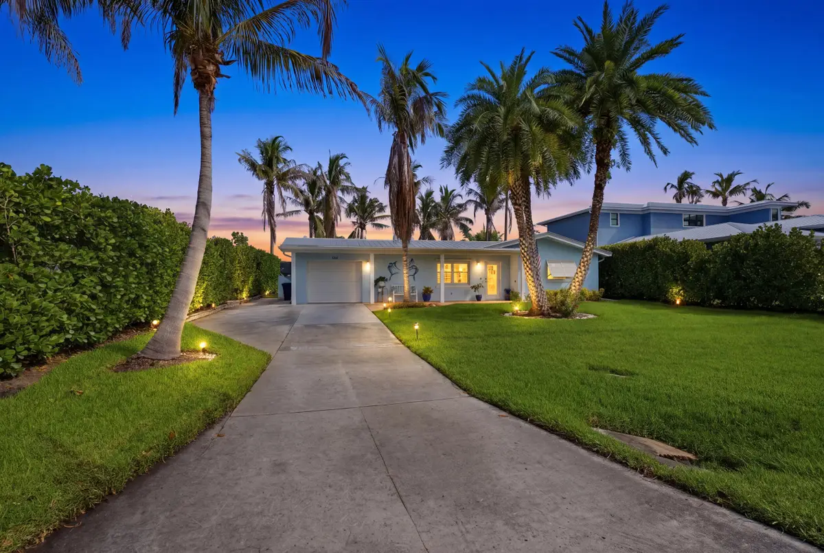 1719 SW Dyer Point Road, Palm City, FL 34990 - #1
