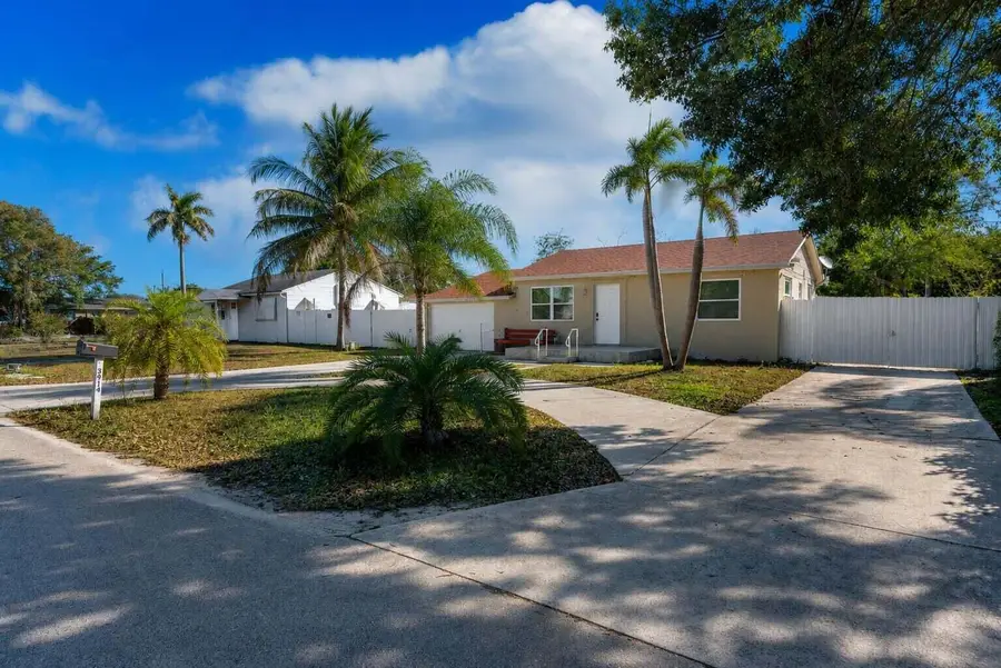 3914 Serubi Avenue, Palm Springs, FL 33461 - #2