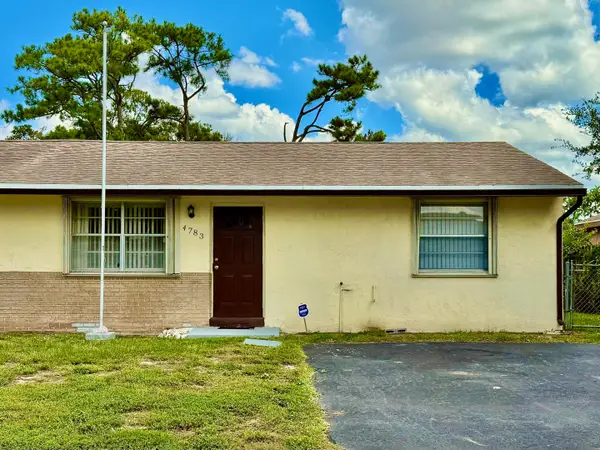 4783 Gladiator Circle, Greenacres, FL 33463