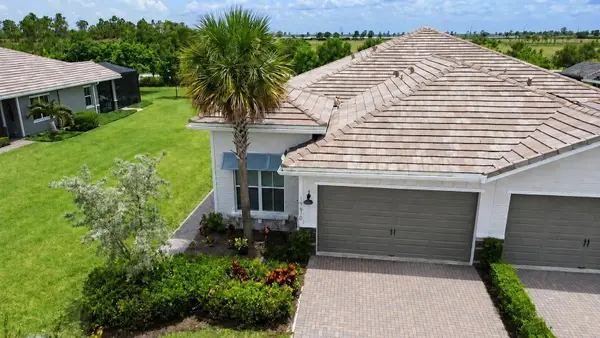 19610 Weathervane Way, Loxahatchee, FL 33470