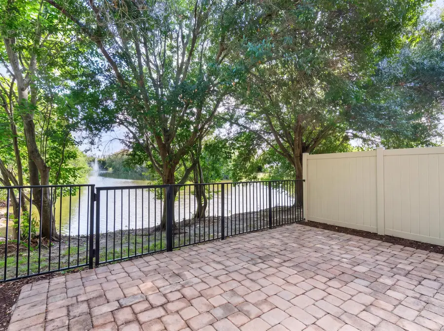 301 Lake Monterey Circle, Boynton Beach, FL 33426 - #3
